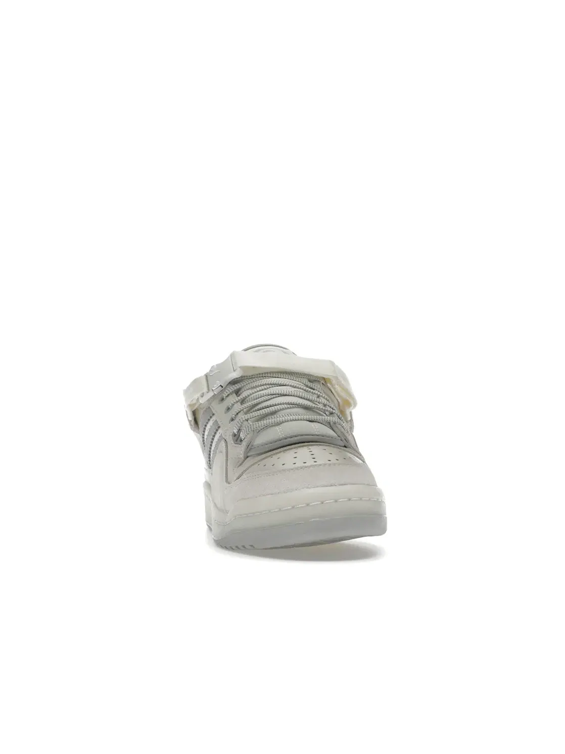 Мужские кроссовки с ремешком Bad Bunny Forum Buckle Low Adidas — изображение 2 из 4, белый прозрачный белый