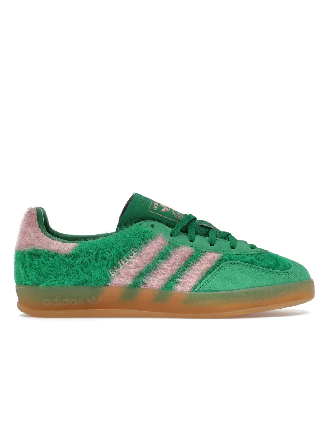 Женские кроссовки Lifestyle с контрастными акцентами Adidas Gazelle Indoor — изображение 1 из 4, зеленый/розовый