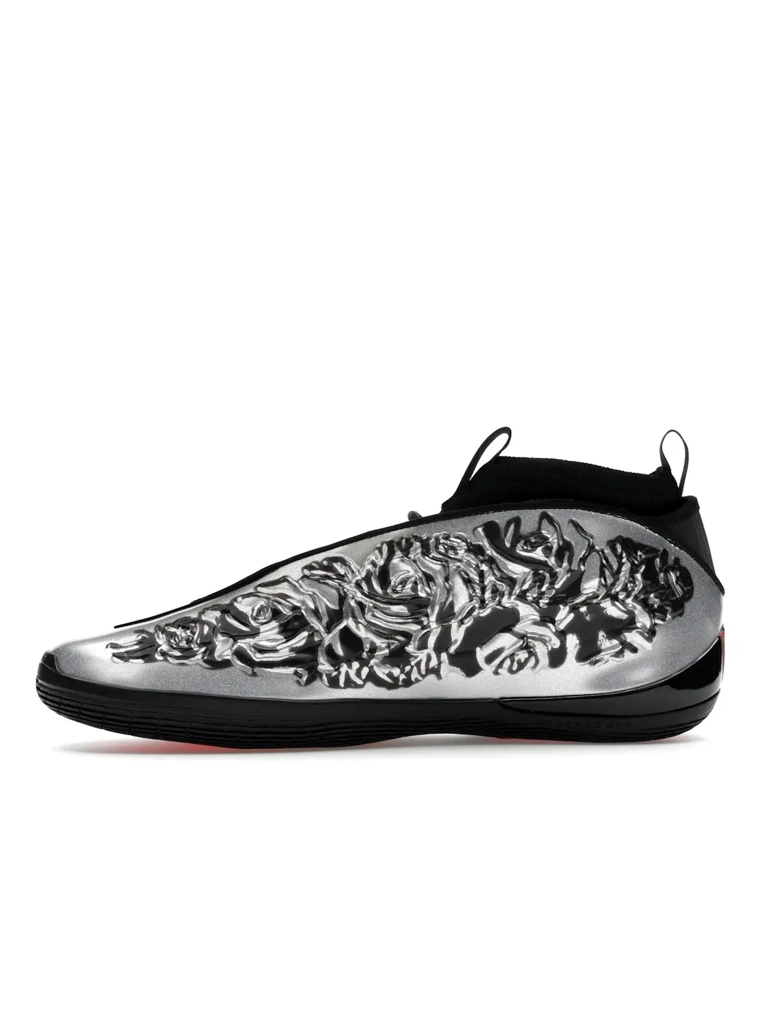 Мужские кроссовки с коллаборацией Willy Chavarria Adidas Harden Vol. 10 — изображение 3 из 4