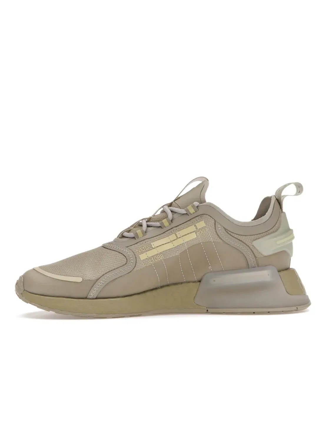 Женские кроссовки Lifestyle Adidas NMD R1 V3 — изображение 3 из 4
