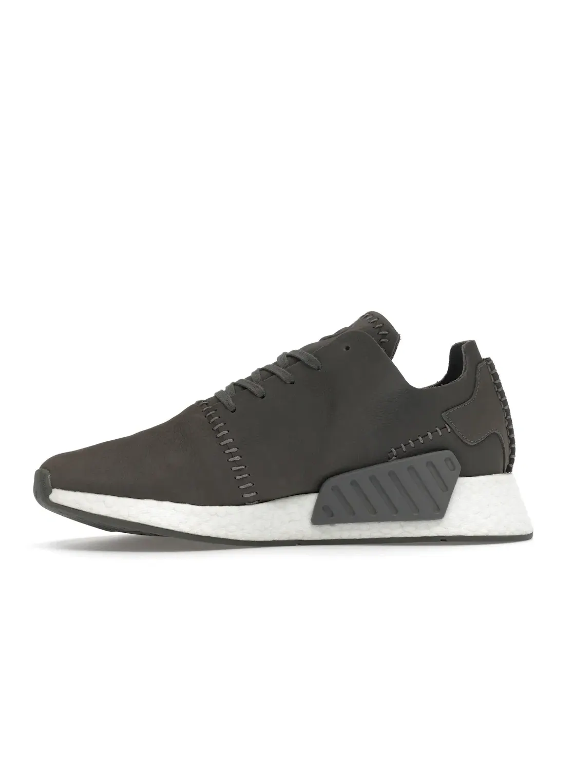 Мужские кроссовки Lifestyle Adidas NMD R2 — изображение 3 из 4, белый