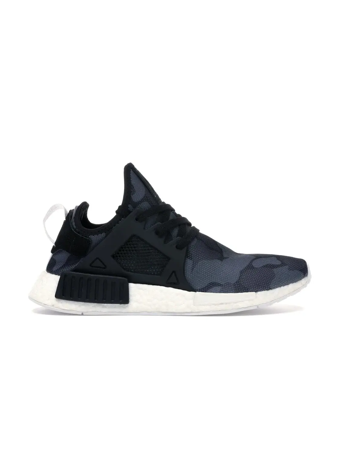 Мужские кроссовки Lifestyle с камуфляжным принтом Adidas NMD XR1 — изображение 1 из 4, черный/черный/белый