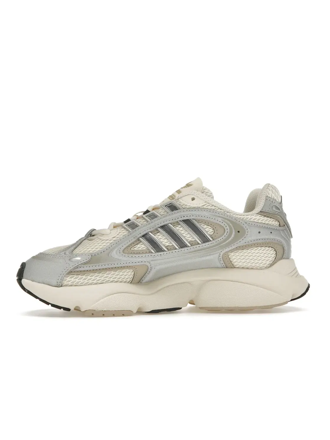 Женские кроссовки Lifestyle Adidas Ozmillen — изображение 3 из 4, белый//бежевый