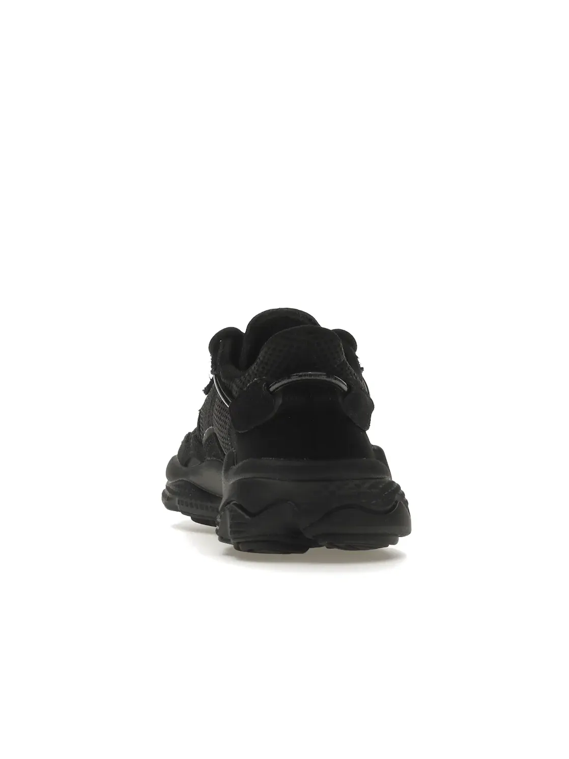 Детские кроссовки Lifestyle с массивным силуэтом Adidas Ozweego — изображение 4 из 4, черный/черный/серый