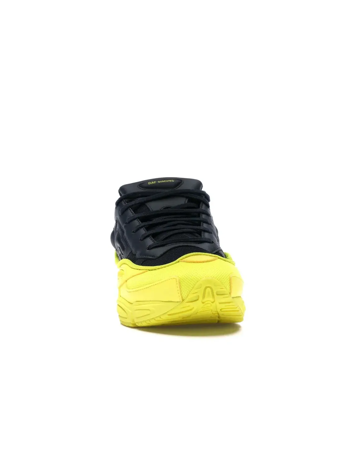 Мужские кроссовки с двухцветным верхом Adidas Ozweego — изображение 2 из 4