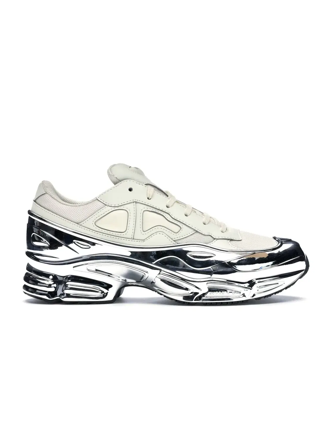 Мужские кроссовки lifestyle с серебристыми элементами Adidas Ozweego — изображение 1 из 4