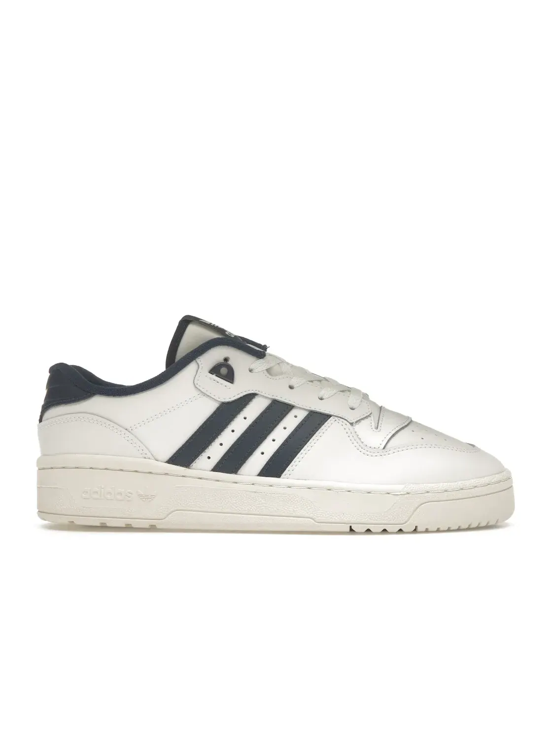 Мужские кроссовки Lifestyle Rivalry Low Adidas — изображение 1 из 4, белый/индиго/белый