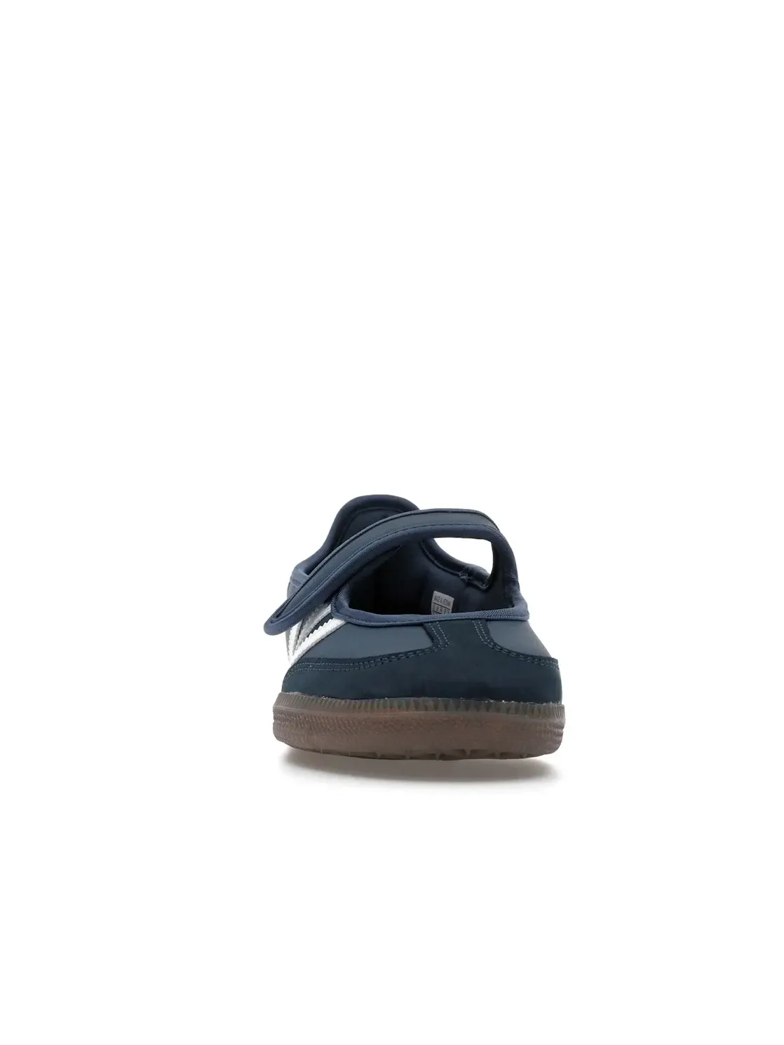 Женские кроссовки с обновленным силуэтом Adidas Samba Jane — изображение 2 из 4
