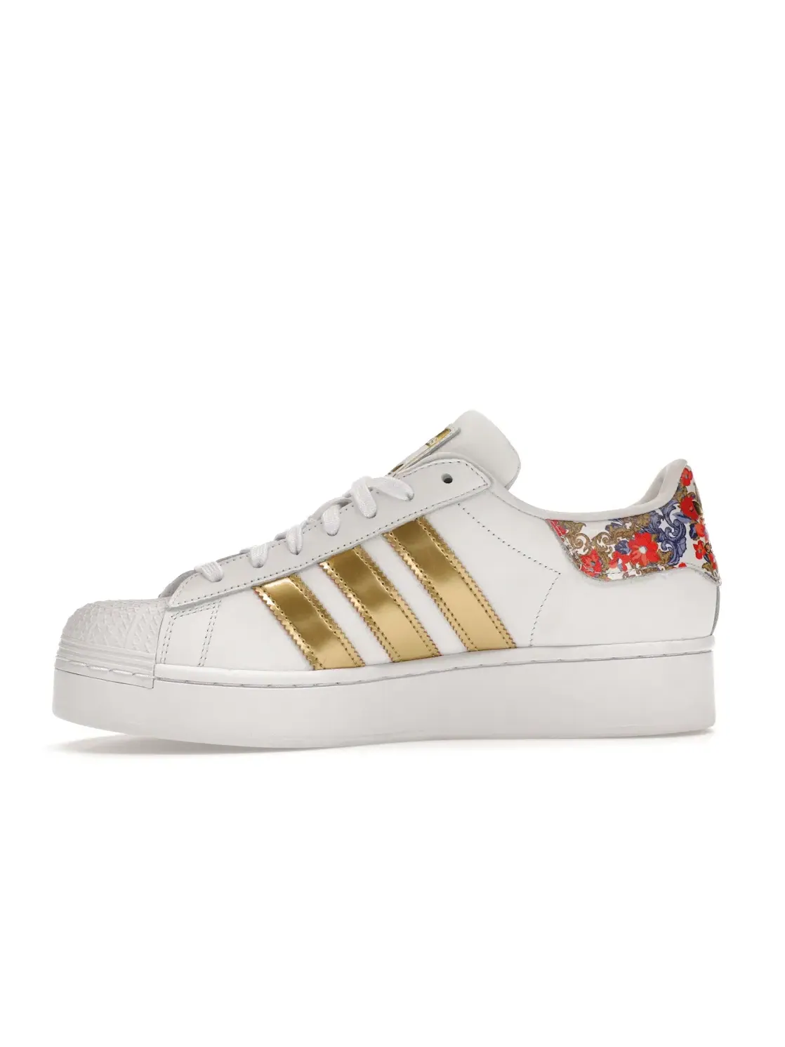 Женские кроссовки Lifestyle с цветочным принтом Adidas Superstar Bold — изображение 3 из 4, белый/белый