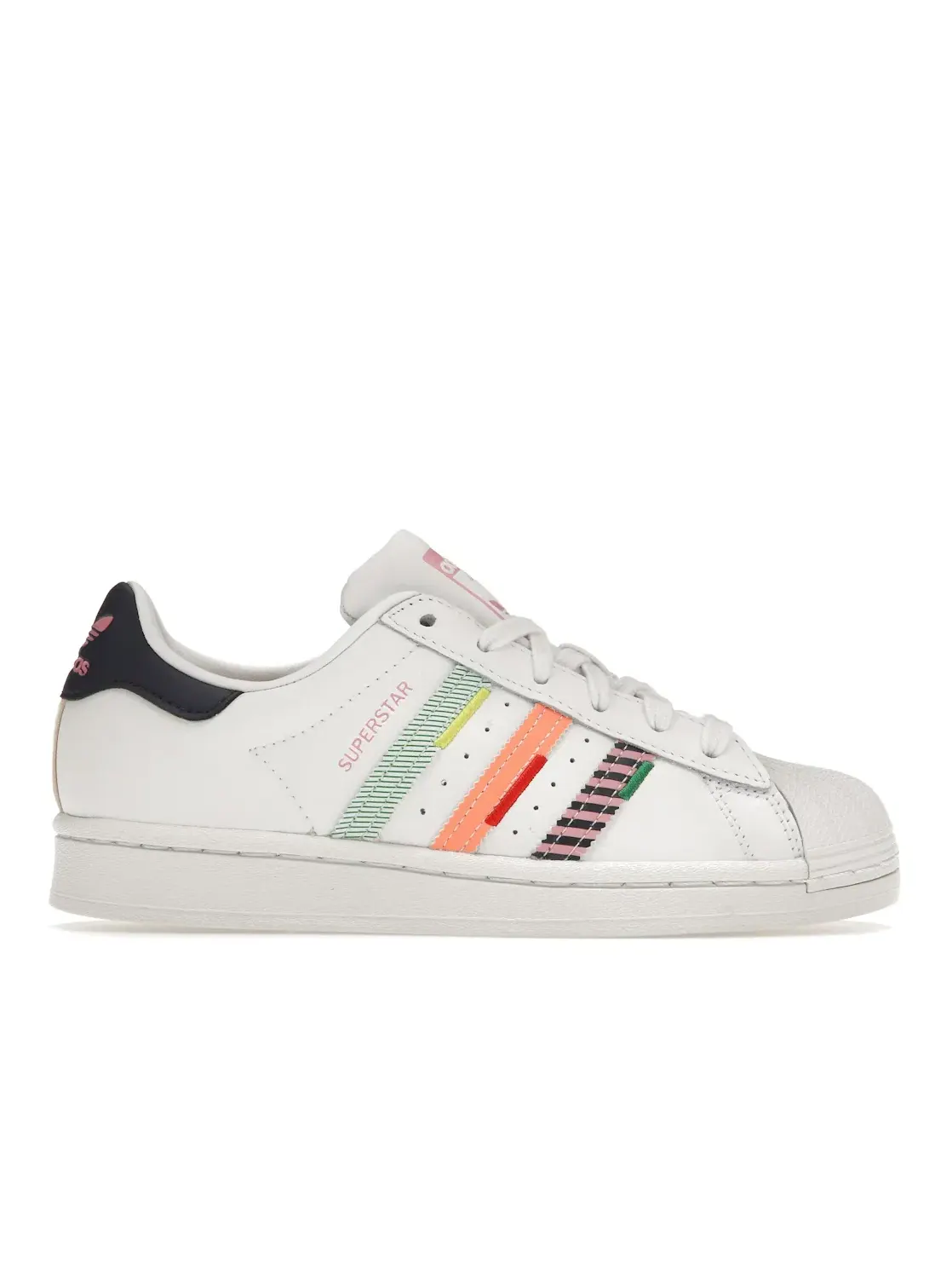 Женские кроссовки Lifestyle Adidas Superstar — изображение 1 из 4, белый зеленый