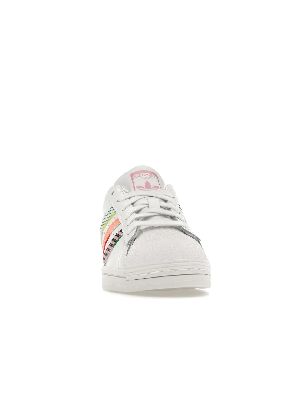 Женские кроссовки Lifestyle Adidas Superstar — изображение 2 из 4, белый зеленый