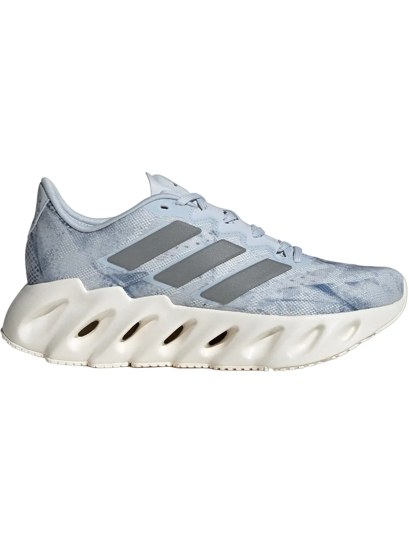 Женские кроссовки для бега Adidas Switch FWD — изображение 1 из 1