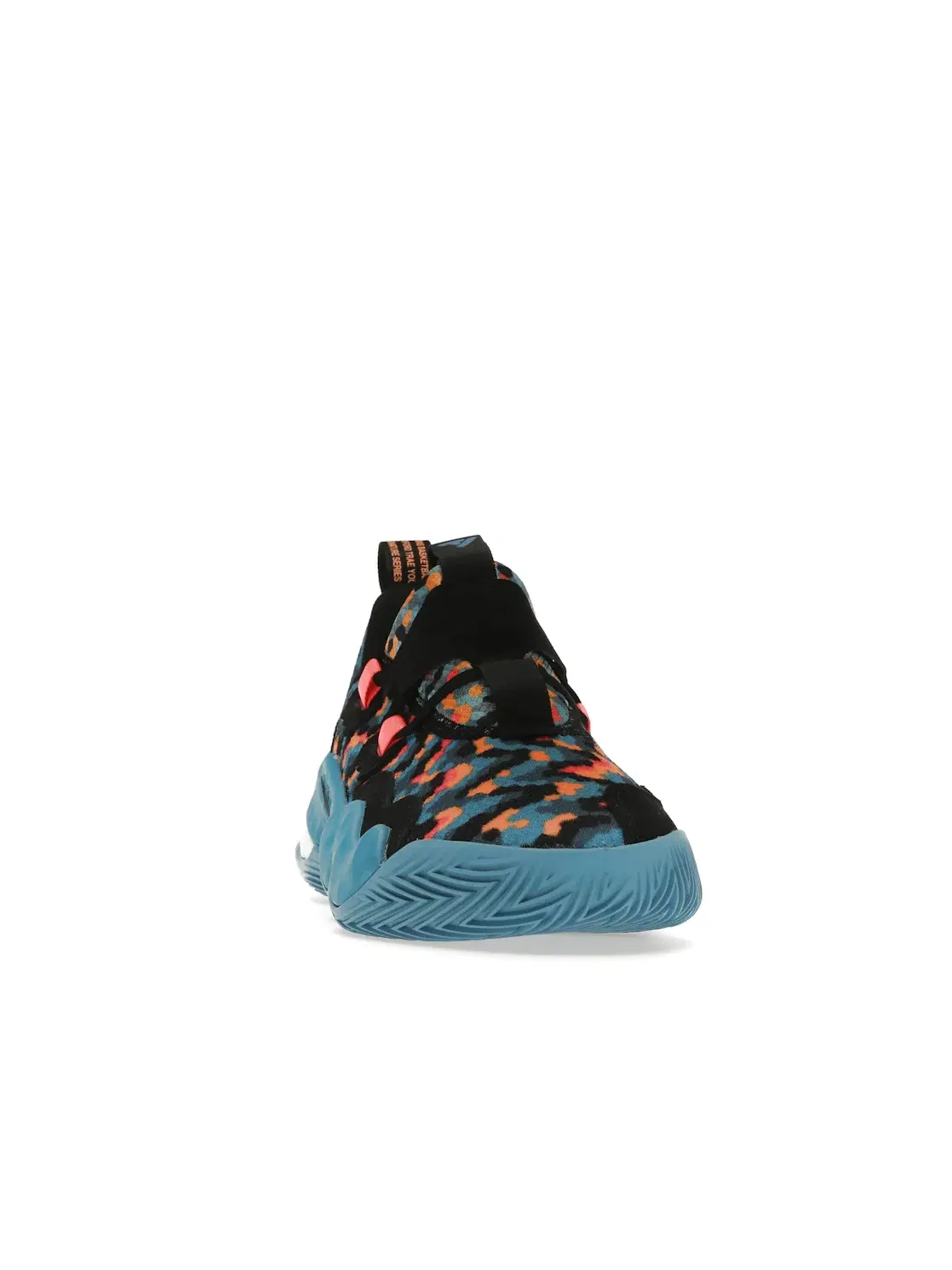 Мужские кроссовки с пиксельным принтом Adidas Trae Young 1 — изображение 2 из 4, черный/оранжевый/синий