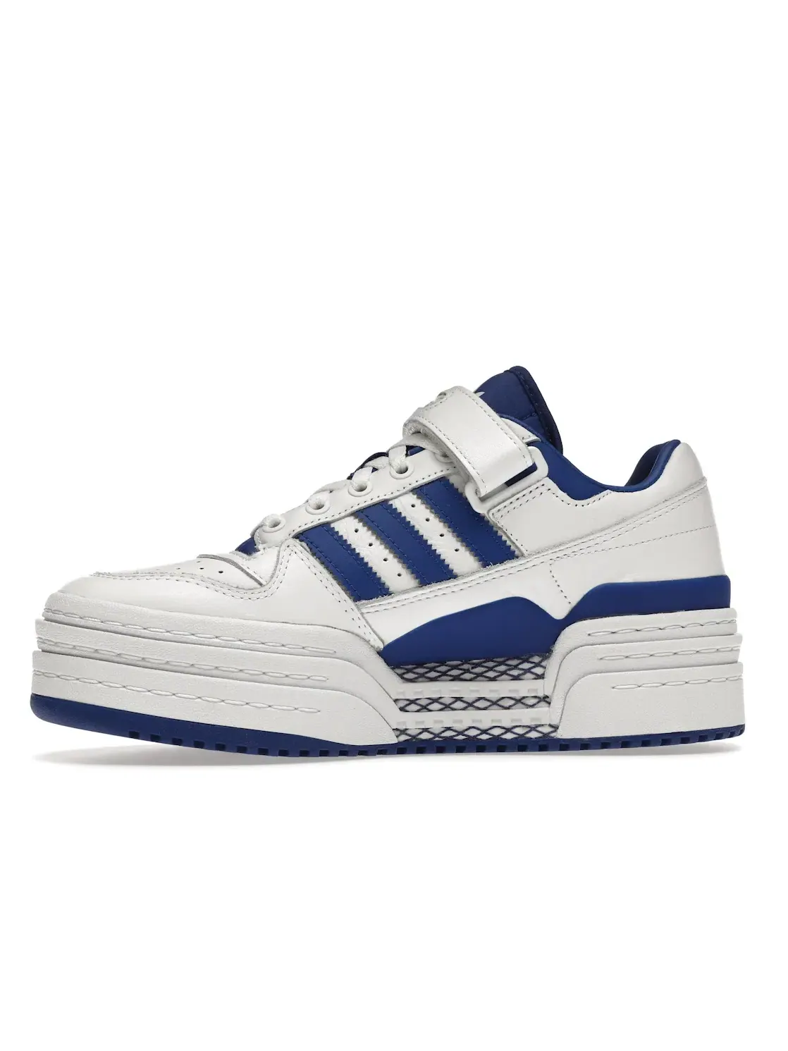 Мужские кроссовки Lifestyle Adidas Triple Platforum Low — изображение 3 из 4, белый синий