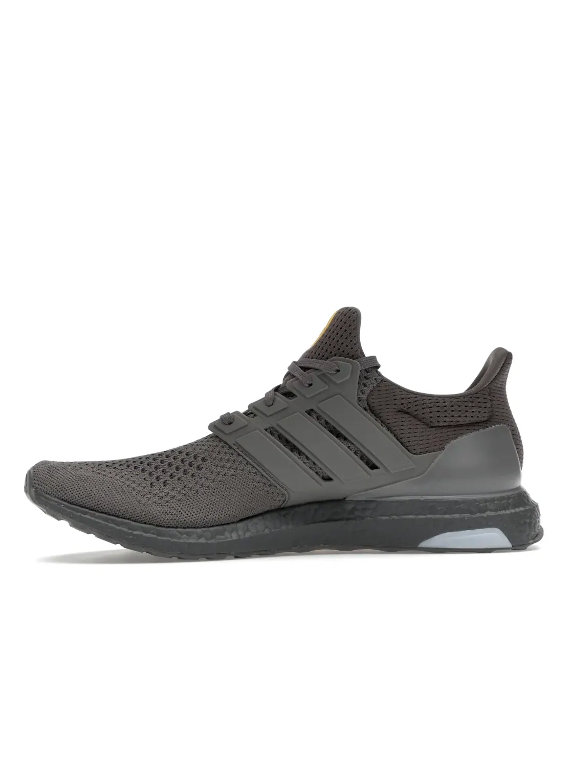 Мужские кроссовки для бега с технологией Primeknit Adidas Ultra Boost 1.0 — изображение 3 из 4, темно-серый/темно-серый