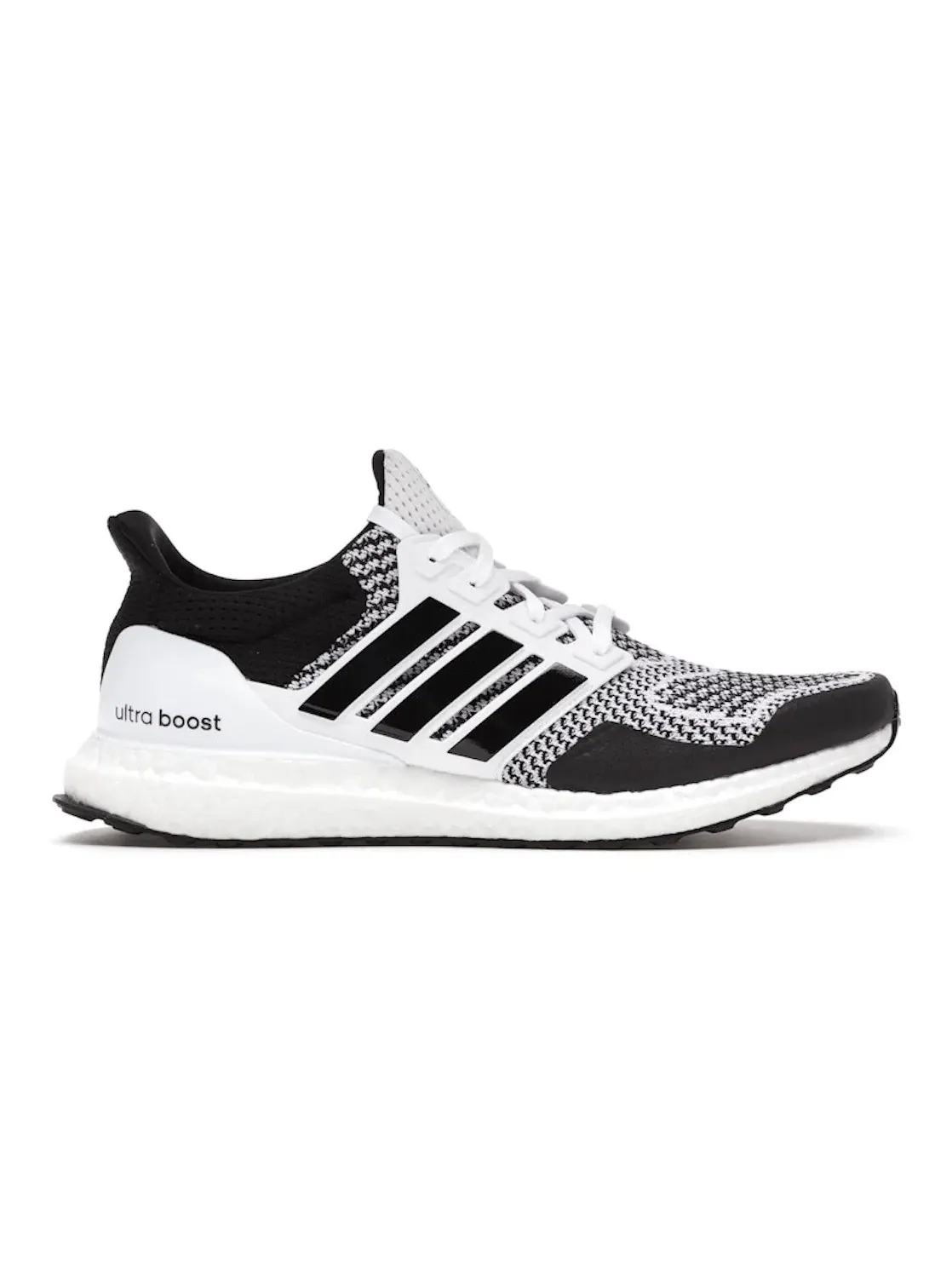 Мужские кроссовки с технологией PrimeKnit Adidas Ultra Boost 1.0 DNA — изображение 1 из 4, белый/черный/белый
