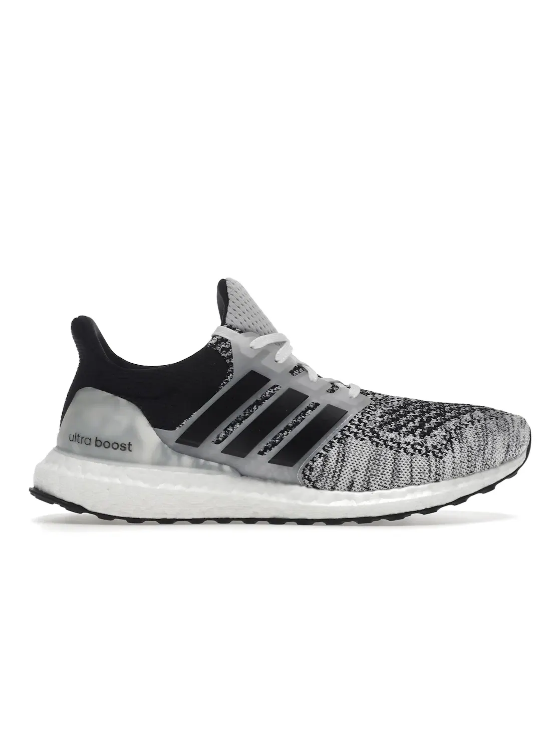 Мужские кроссовки с технологией Boost Adidas Ultra Boost 1.0 DNA — изображение 1 из 4, белый/черный/белый