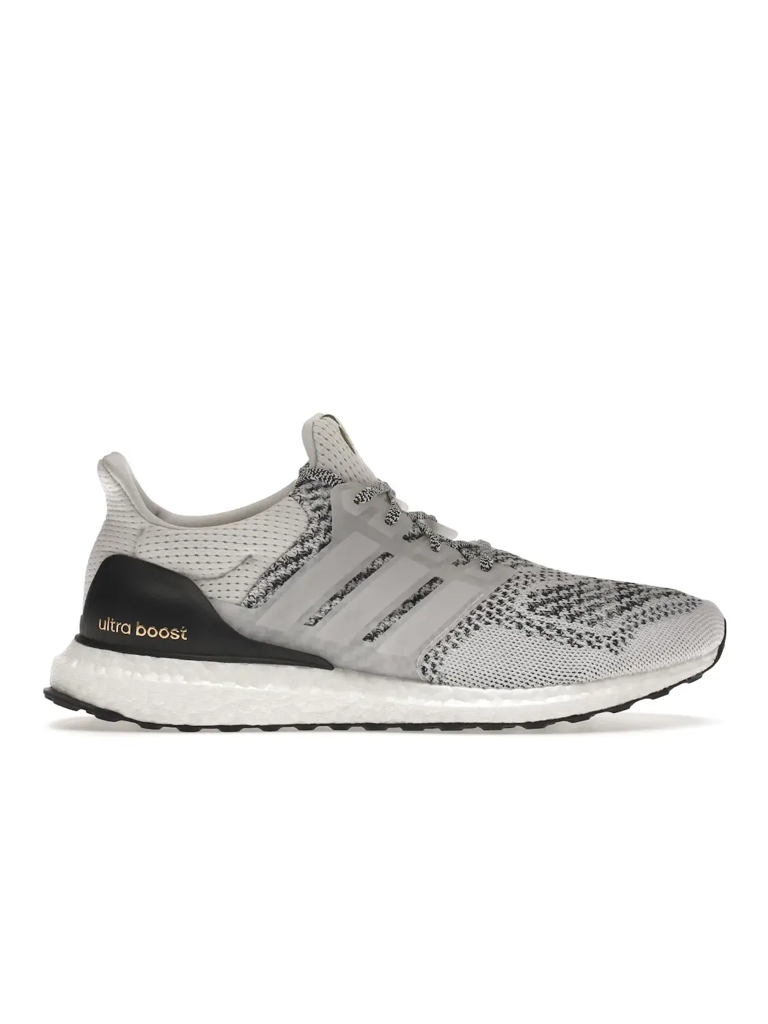 Мужские кроссовки для бега с технологией Boost Adidas Ultra Boost 1.0 DNA — изображение 1 из 4, белый/белый/черный