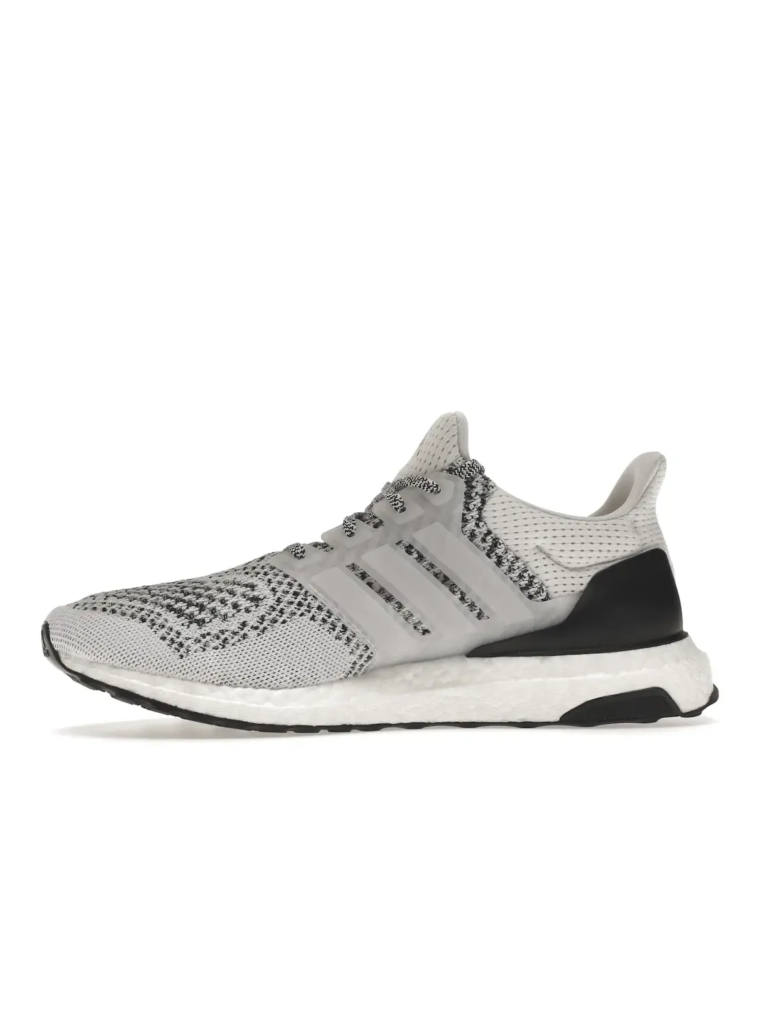 Мужские кроссовки для бега с технологией Boost Adidas Ultra Boost 1.0 DNA — изображение 3 из 4, белый/белый/черный