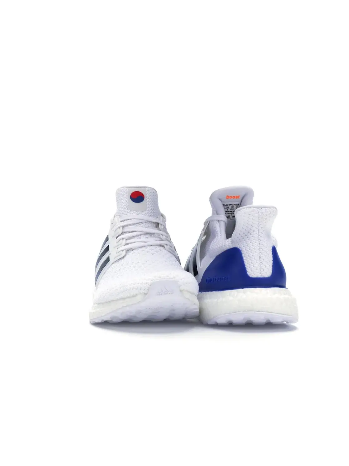 Мужские кроссовки для бега с амортизацией Adidas Ultra Boost 4.0 — изображение 2 из 4, белый/черный