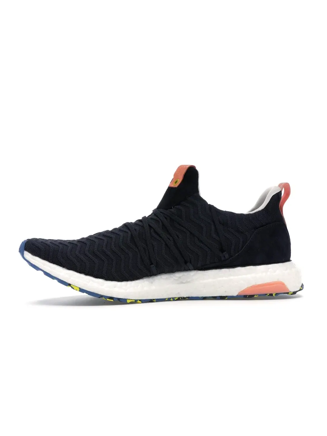Мужские кроссовки с технологией Boost Adidas Ultra Boost A Kind Of Guise — изображение 3 из 4