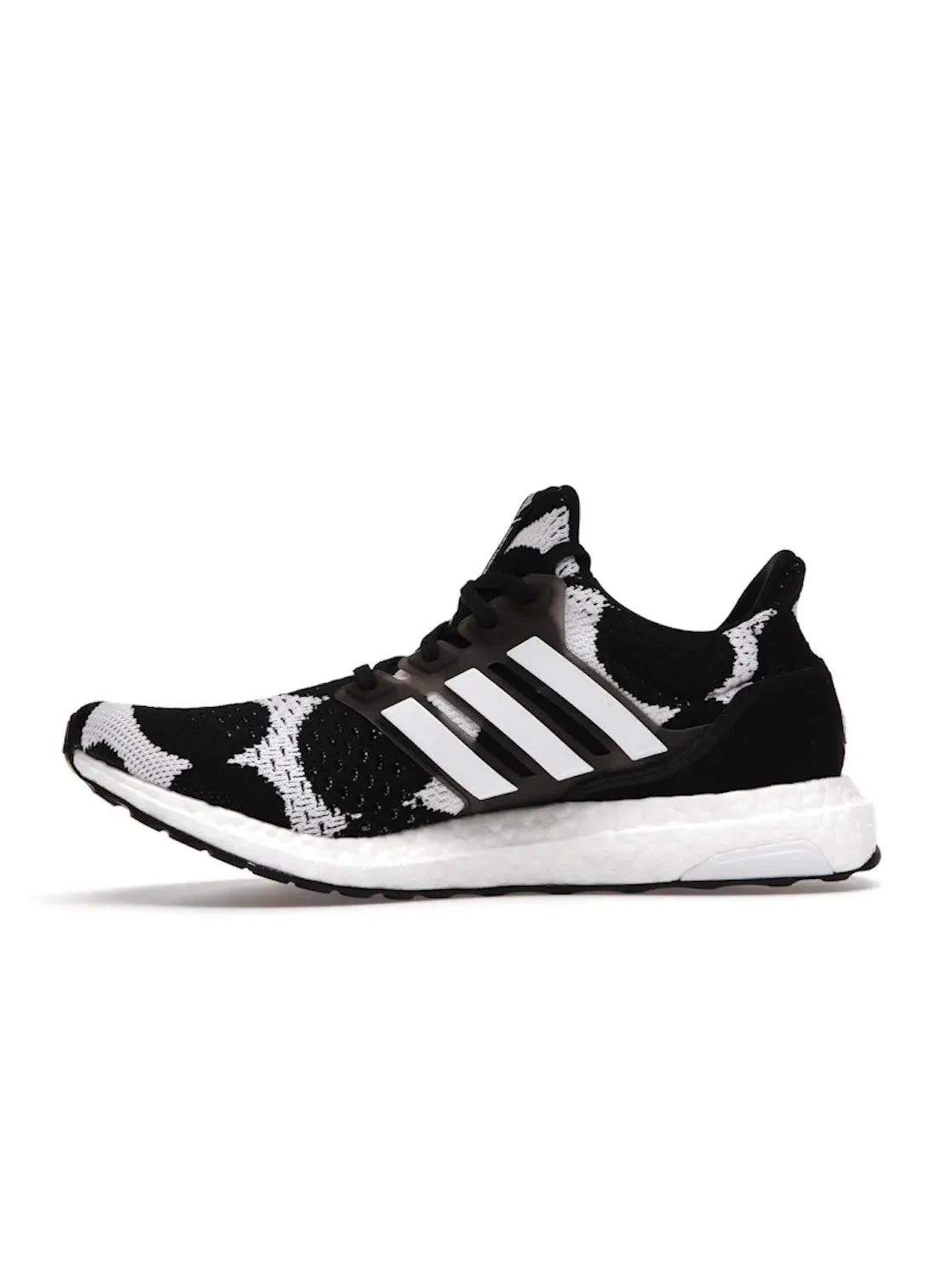 Женские кроссовки с принтом Ultra Boost Adidas — изображение 3 из 4, черный/белый/черный