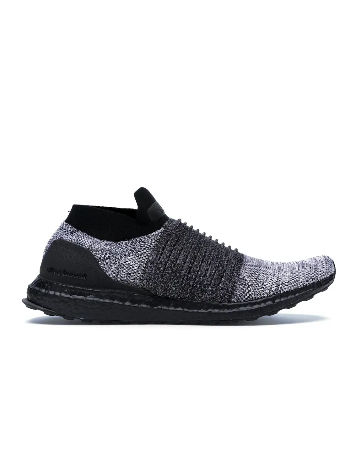 Мужские кроссовки с безшнуровкой Adidas Ultra Boost Laceless Mid — изображение 1 из 4, черный/черный/белый
