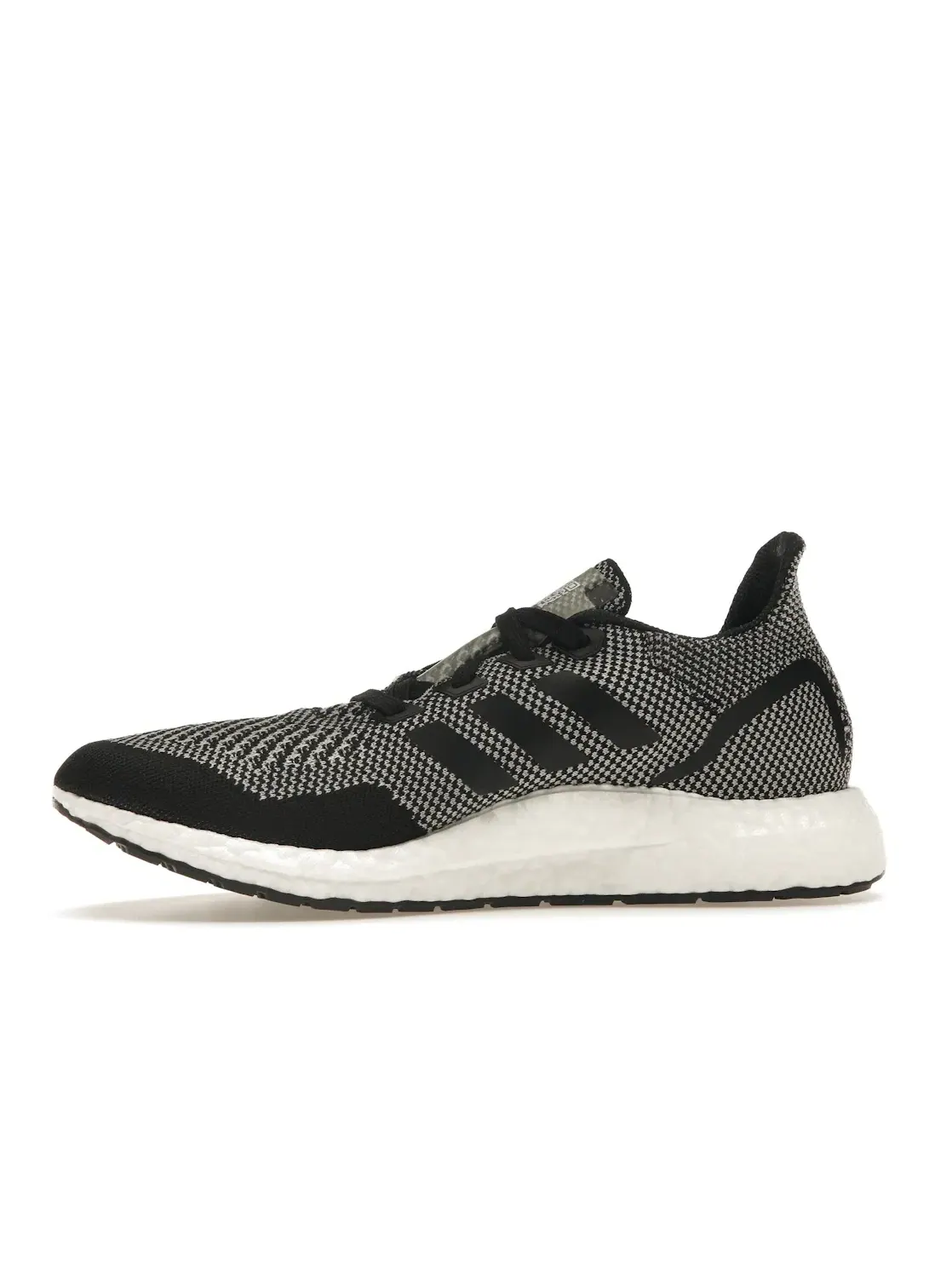 Мужские кроссовки для бега с технологией Primeknit Adidas Ultra Boost Adidas — изображение 3 из 4, черный/черный/белый