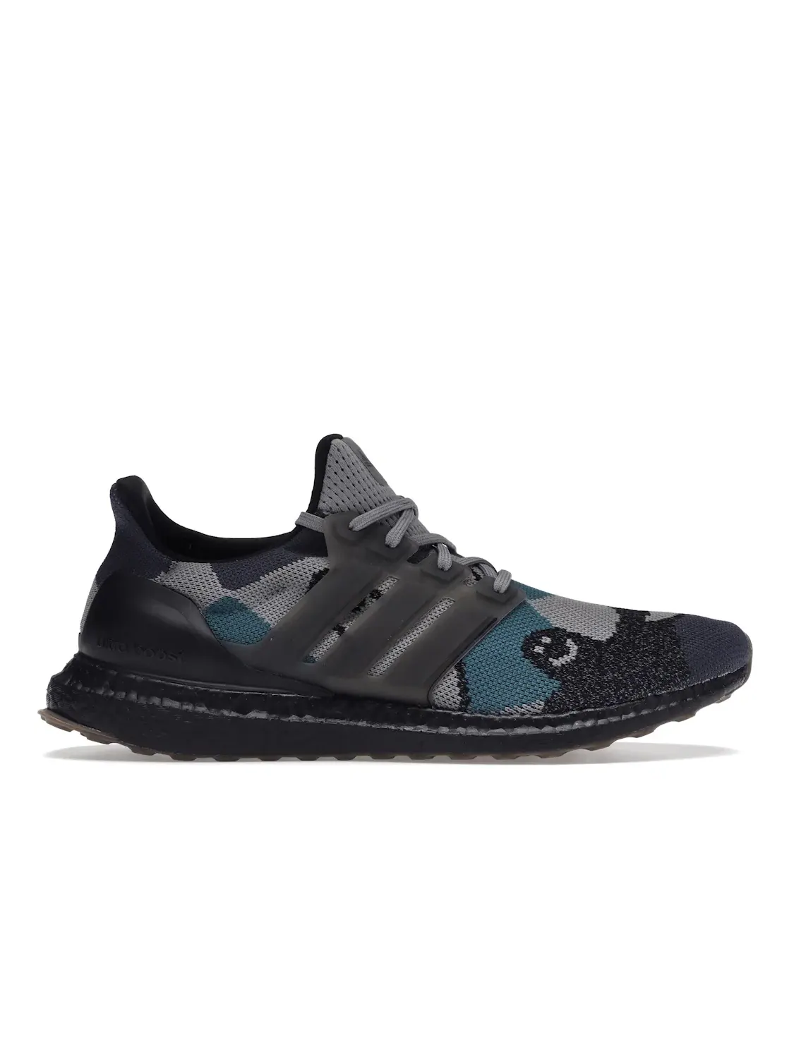 Кроссовки для бега с принтом Adidas Ultra Boost — изображение 1 из 4, серый черный темно-синий
