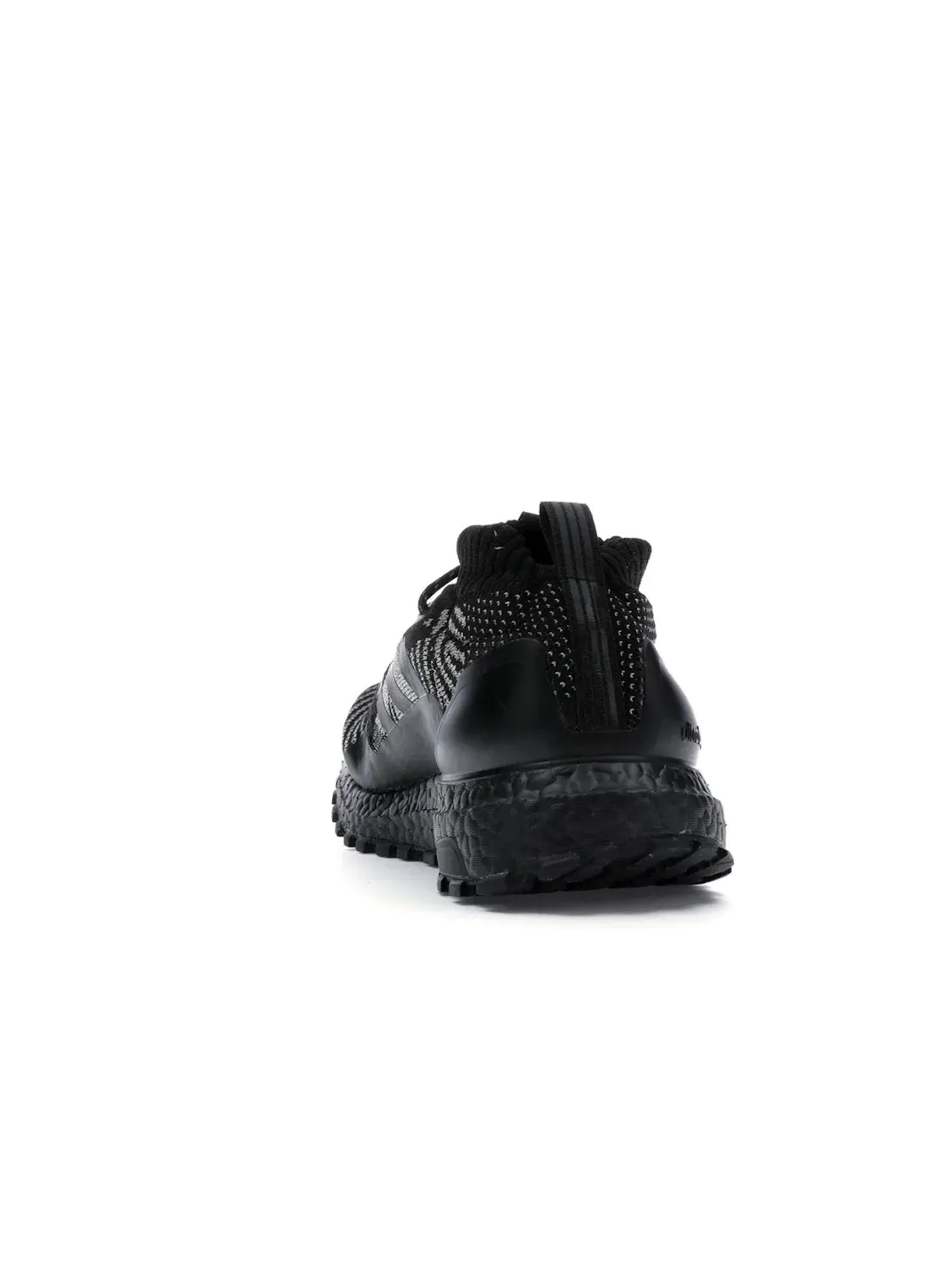Мужские кроссовки с технологией Primeknit Adidas Ultra Boost Mid — изображение 4 из 4, черный/черный/серый