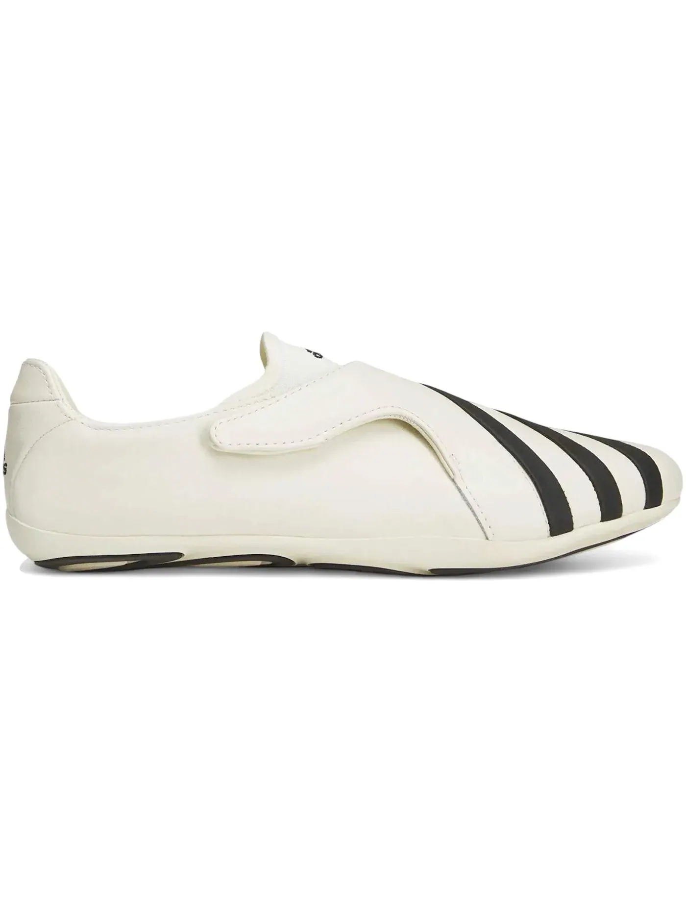 Мужские кроссовки на липучке Vario Flat Earther Pharrell Adidas — изображение 1 из 1, черный белый