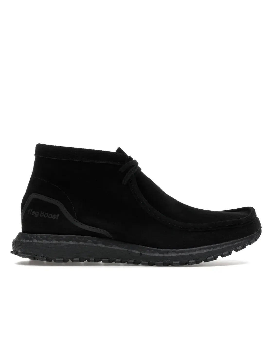 Мужские ботинки кроссовки Adidas x Clarks Originals Ultra Boost Wallabee Mid — изображение 1 из 4, черный