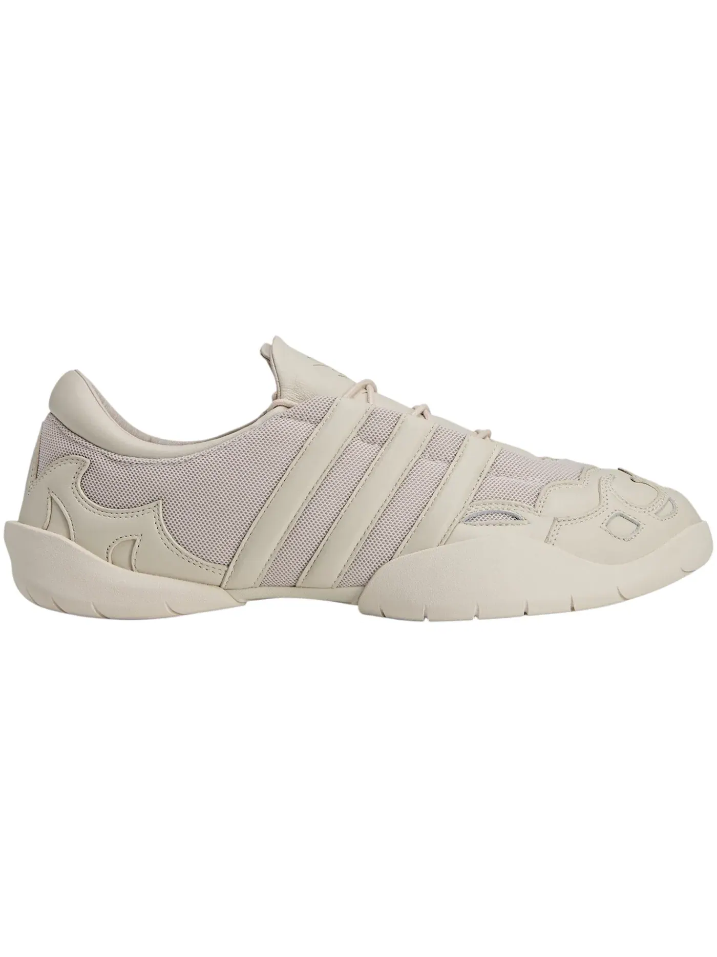 Мужские кроссовки Lifestyle Adidas Y-3 Regu 2002 — изображение 1 из 1, алюмина