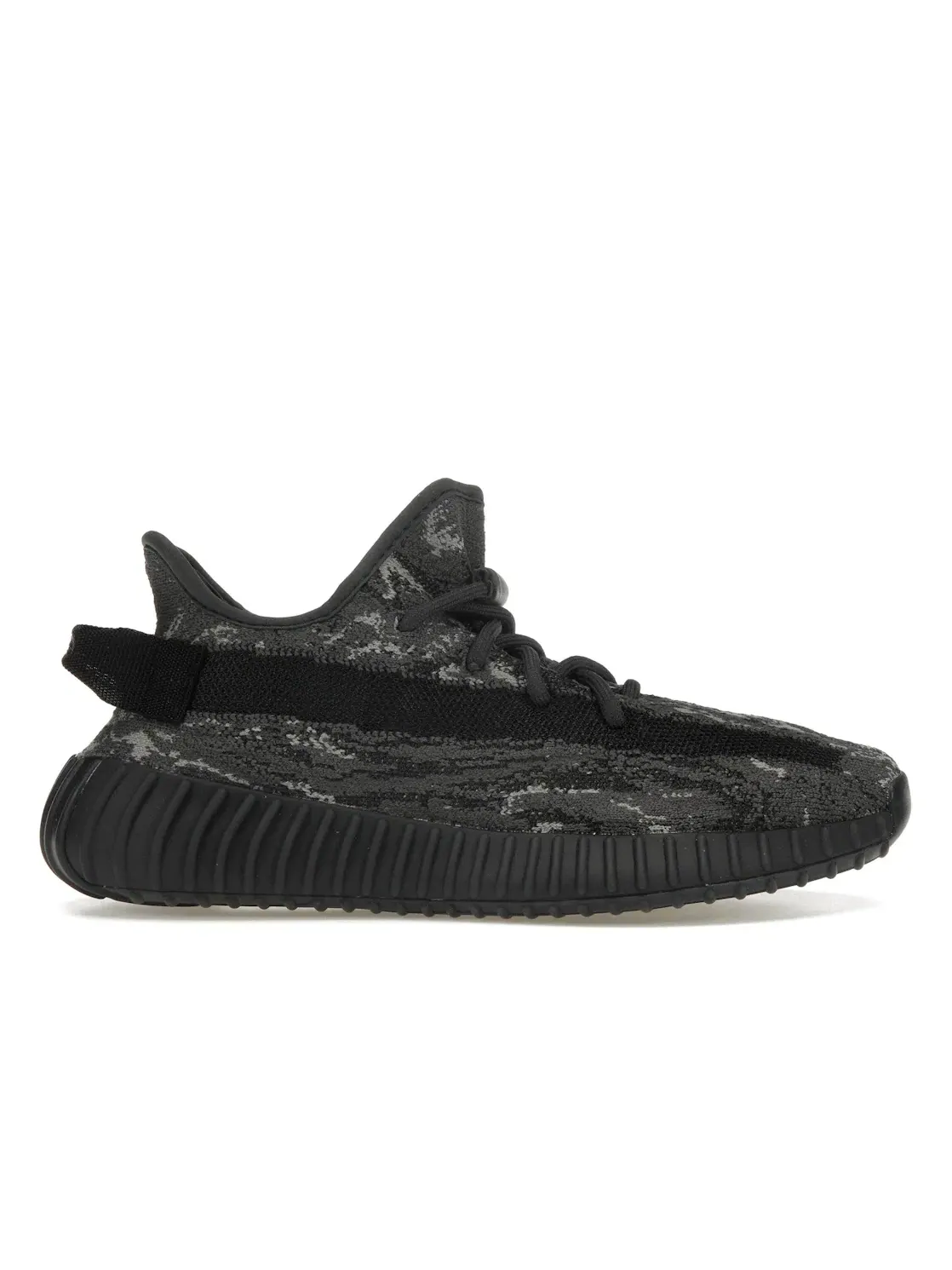 Мужские кроссовки Lifestyle с амортизацией Adidas Yeezy Boost 350 V2, Dark Salt — изображение 1 из 4