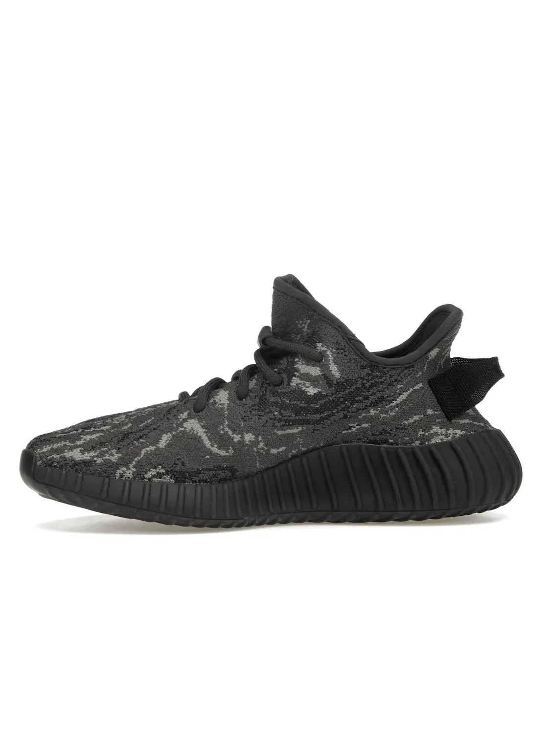 Мужские кроссовки Lifestyle с амортизацией Adidas Yeezy Boost 350 V2, Dark Salt — изображение 3 из 4