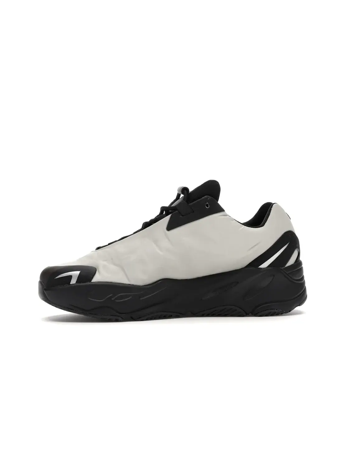 Детские кроссовки Lifestyle с легким верхом Adidas Yeezy Boost 700 MNVN, Bone/Bone/Bone — изображение 3 из 4
