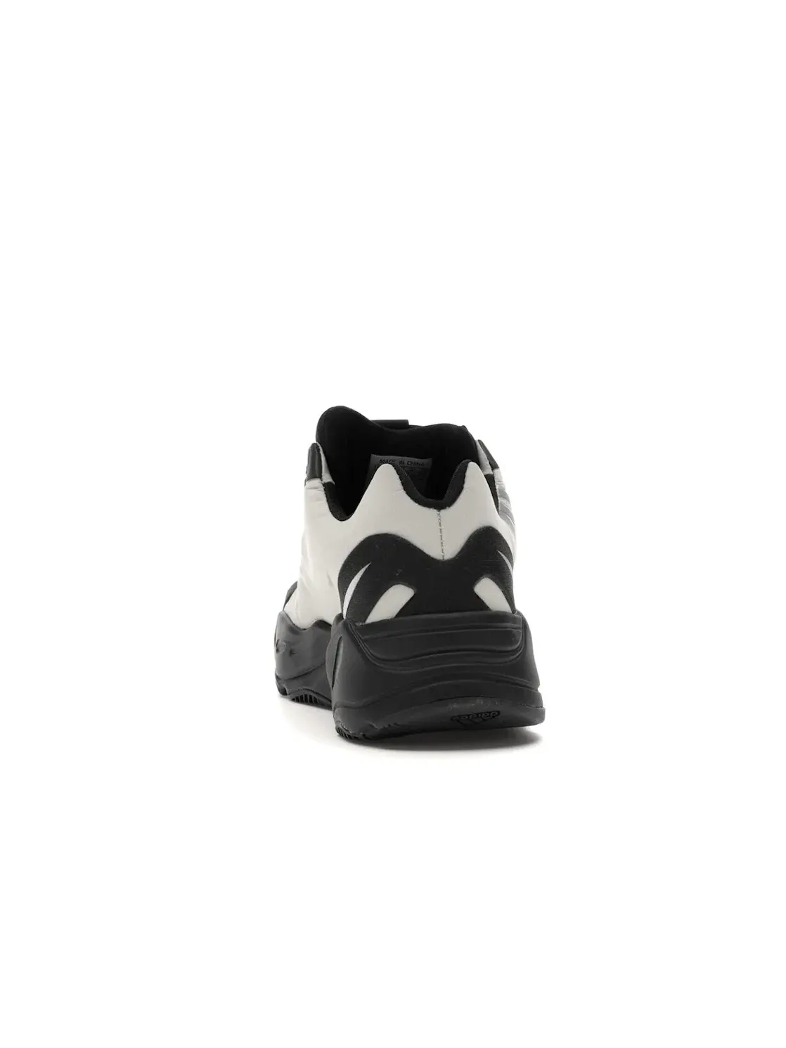 Детские кроссовки Lifestyle с легким верхом Adidas Yeezy Boost 700 MNVN, Bone/Bone/Bone — изображение 4 из 4
