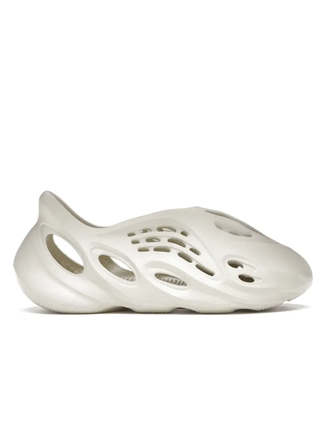 Мужские сабо Yeezy Foam RNNR Adidas — изображение 1 из 4
