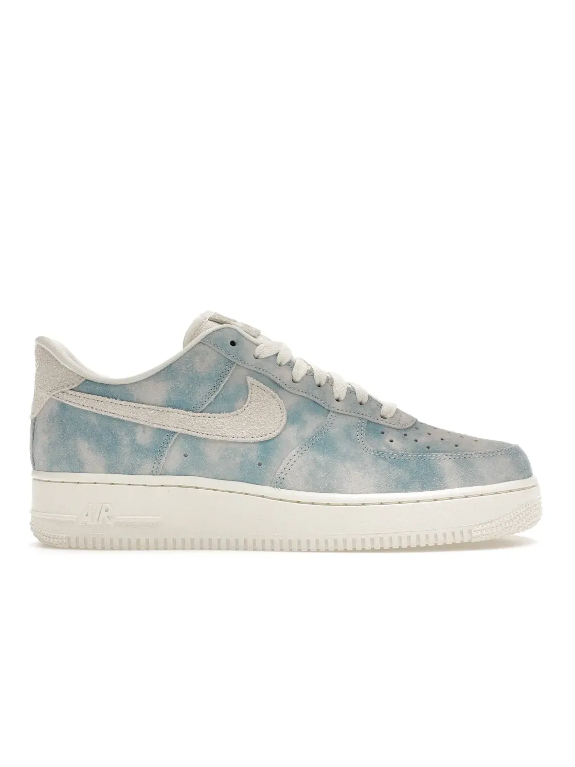 Женские кроссовки с облачным принтом Air Force 1 Low Nike — изображение 1 из 4, синий
