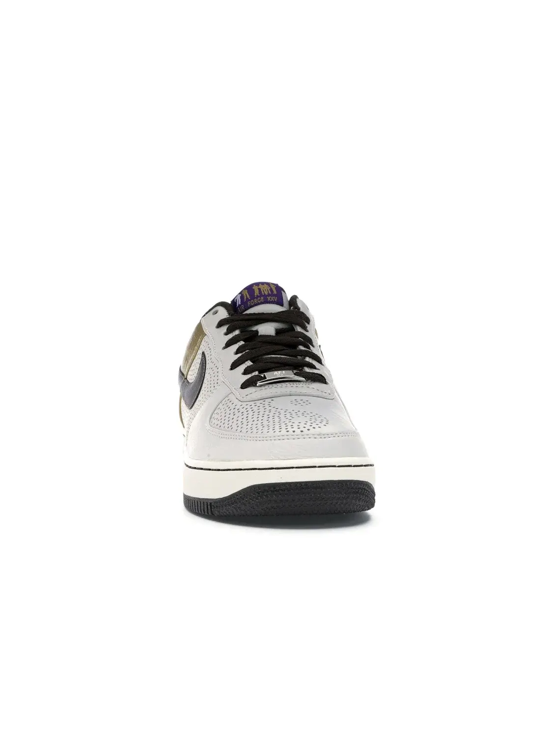 Мужские кроссовки с кожаным верхом Nike Air Force 1 Low — изображение 2 из 4
