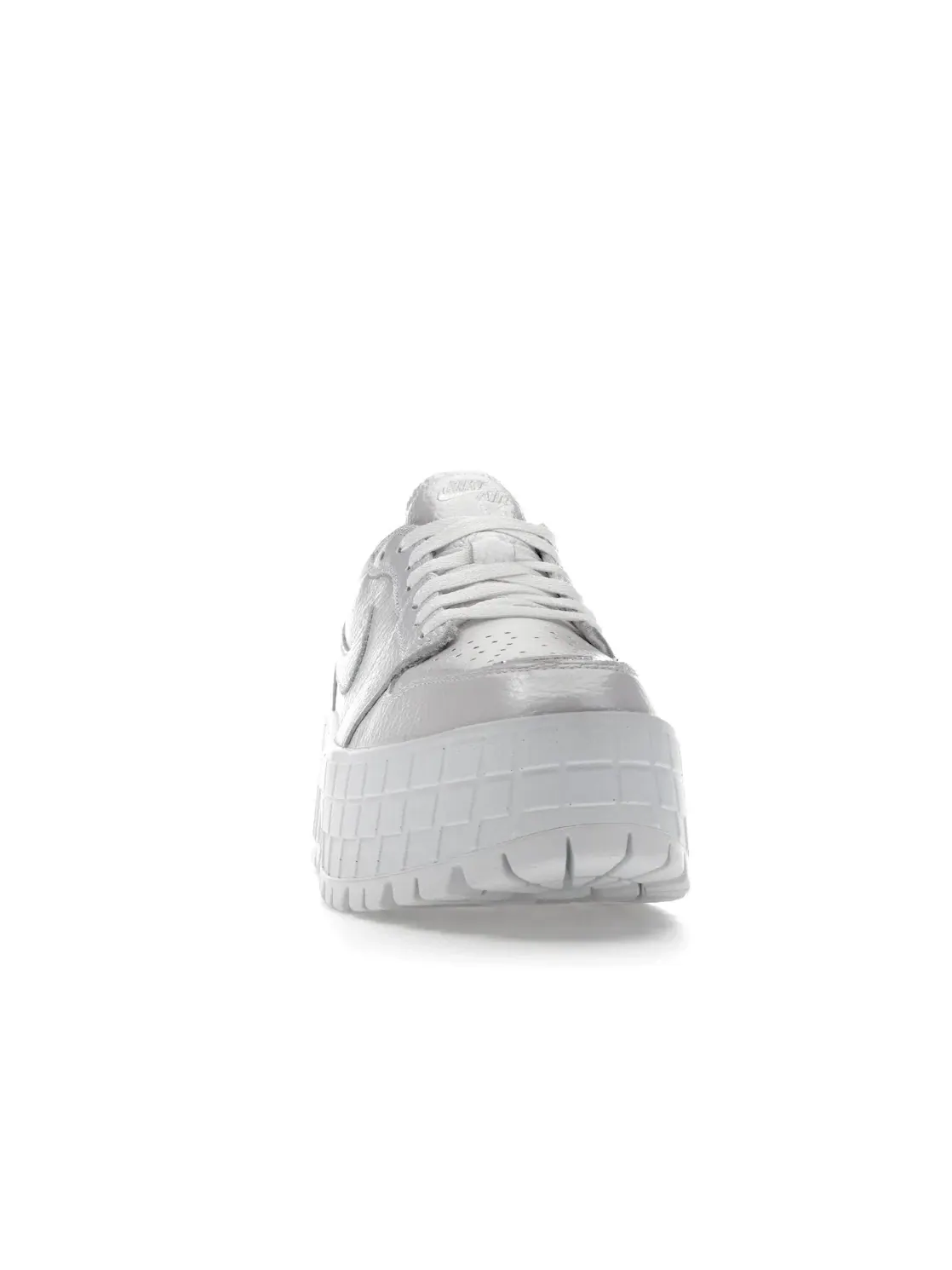 Женские ботинки кроссовки с длинным рукавом Jordan 1 Brooklyn Low Jordan — изображение 2 из 4
