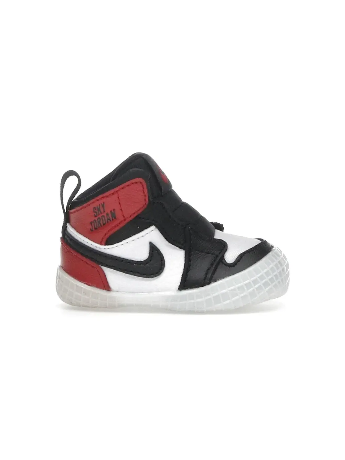 Детские пинетки-кроссовки с принтом Jordan 1 Crib Bootie Jordan — изображение 1 из 4