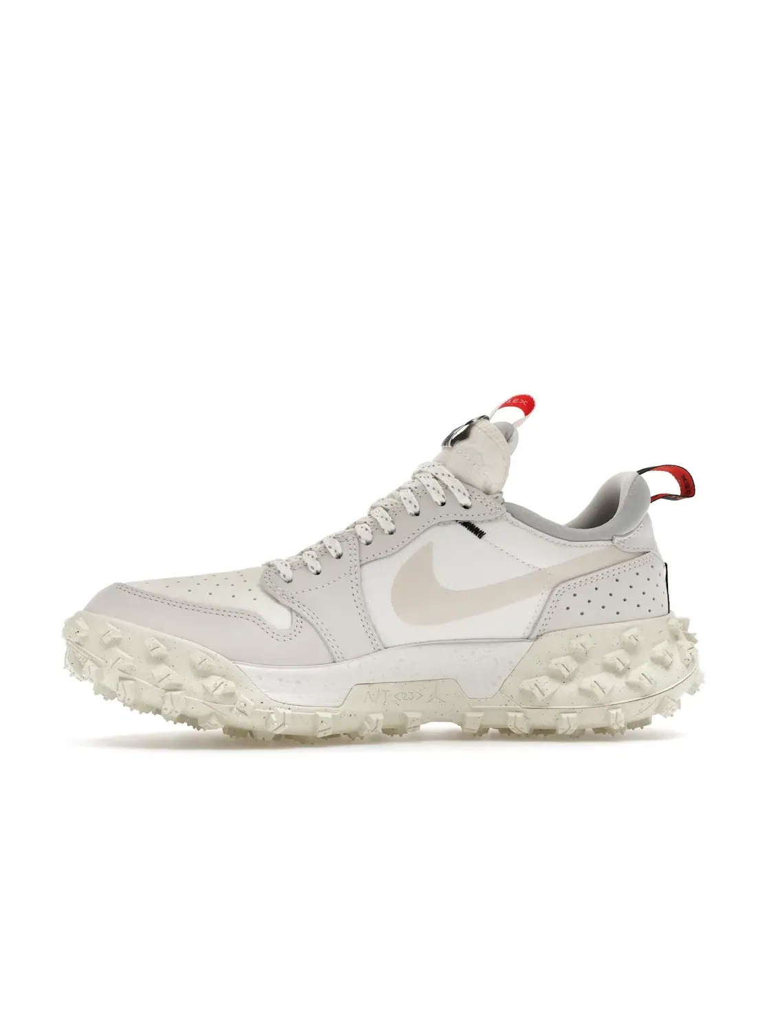 Мужские кроссовки Lifestyle с обновленным дизайном Jordan 1 Element Low A/T Jordan — изображение 2 из 3, белый/черный