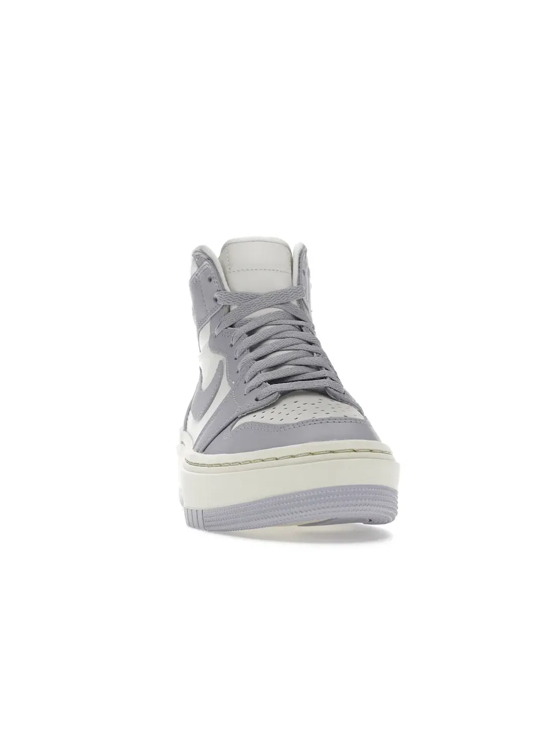 Женские кроссовки с платформой Jordan 1 Elevate High Jordan, Sail/Titanium-Coconut Milk — изображение 2 из 4