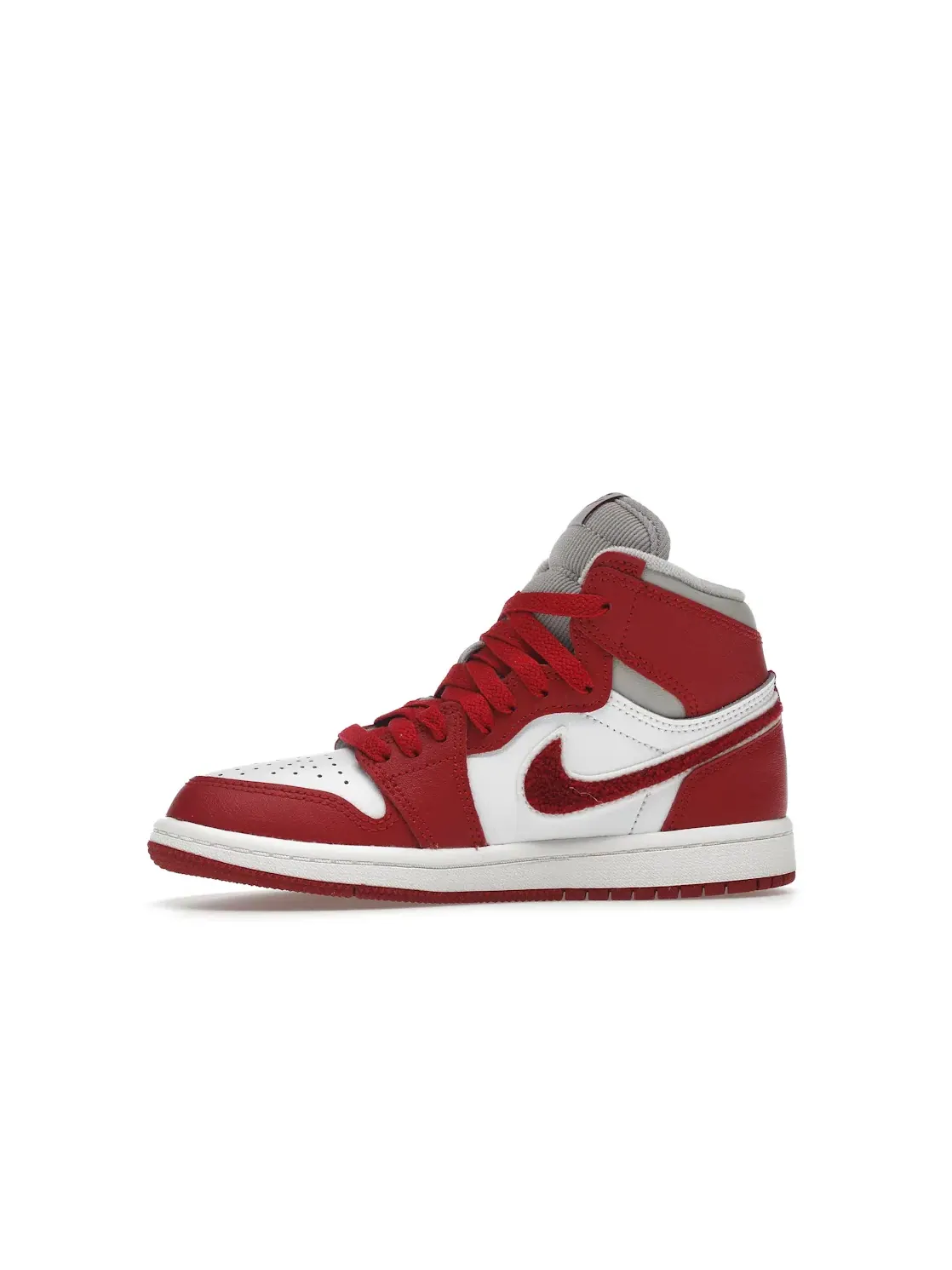 Детские кроссовки с кожаным верхом Jordan 1 Retro High OG Jordan — изображение 3 из 4, светлый/красный