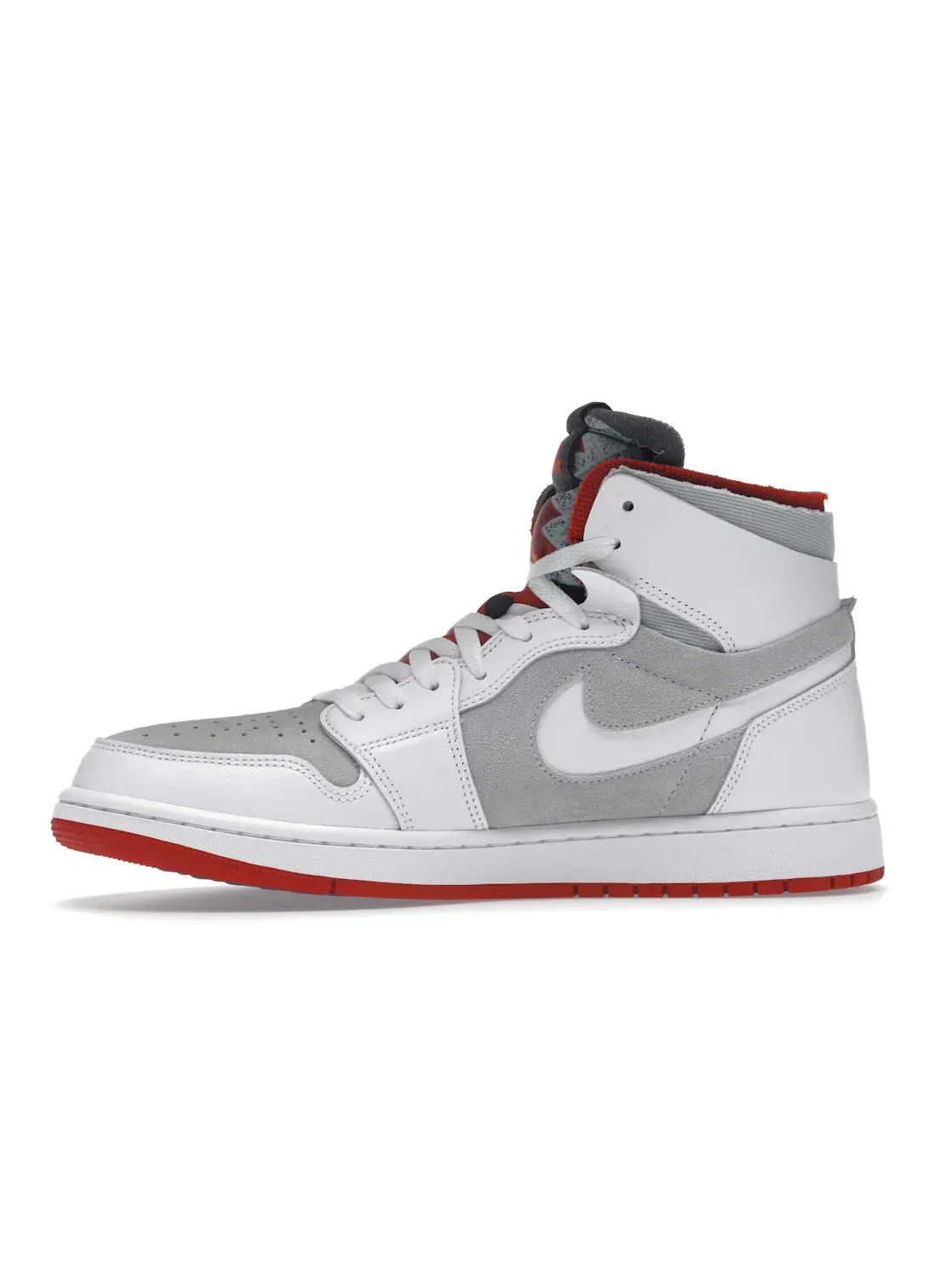 Мужские кроссовки высокий с принтом Jordan 1 High Zoom Air CMFT Jordan — изображение 3 из 4