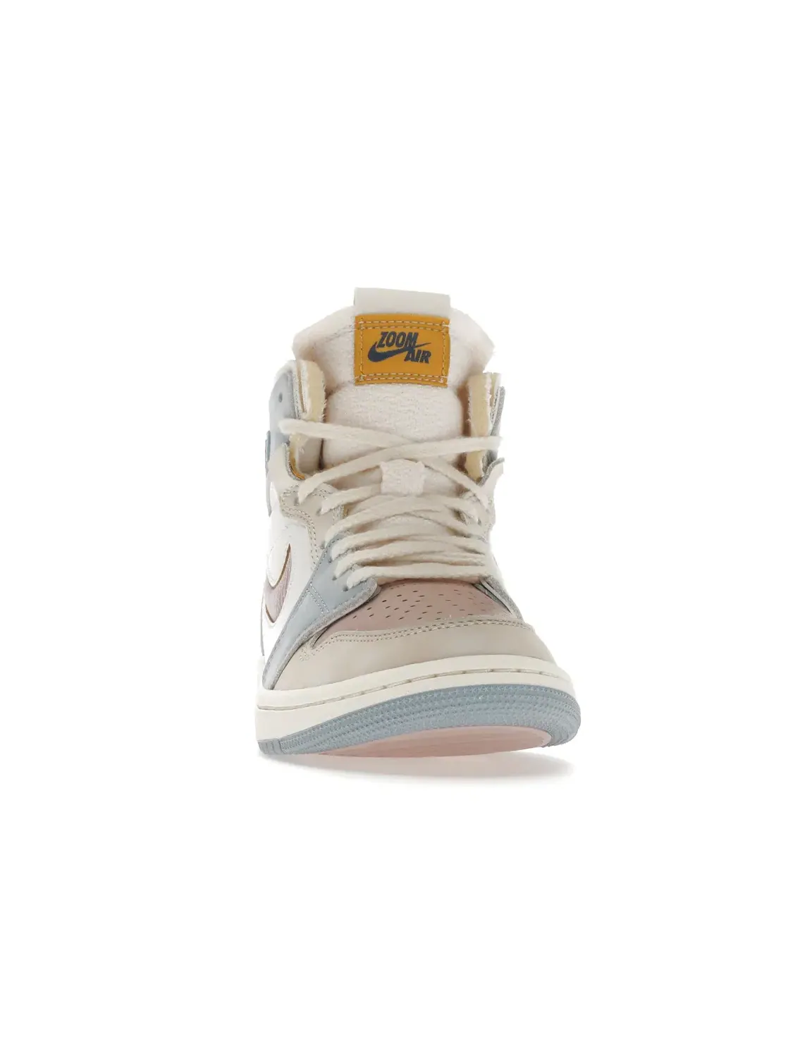 Женские кроссовки Lifestyle с высоким берцем Jordan 1 High Zoom Air CMFT Jordan — изображение 2 из 4, розовый/-белый
