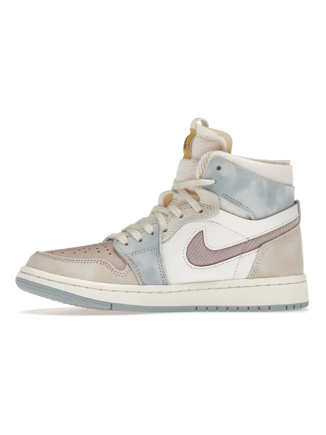 Женские кроссовки Lifestyle с высоким берцем Jordan 1 High Zoom Air CMFT Jordan — изображение 3 из 4, розовый/-белый