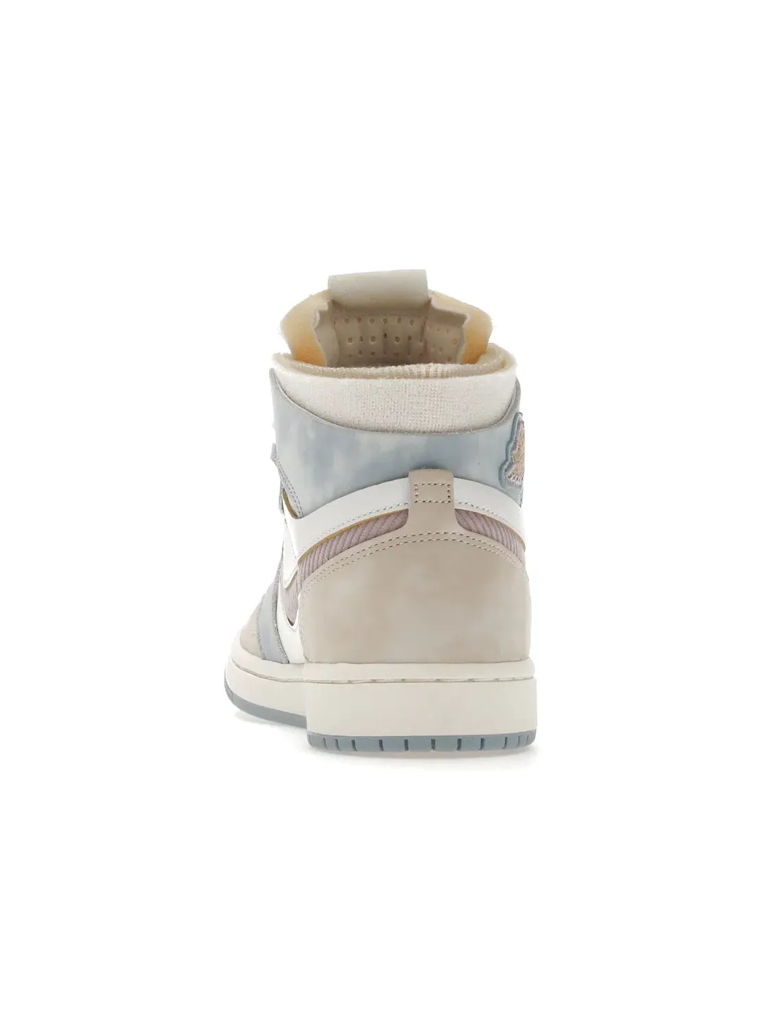 Женские кроссовки Lifestyle с высоким берцем Jordan 1 High Zoom Air CMFT Jordan — изображение 4 из 4, розовый/-белый