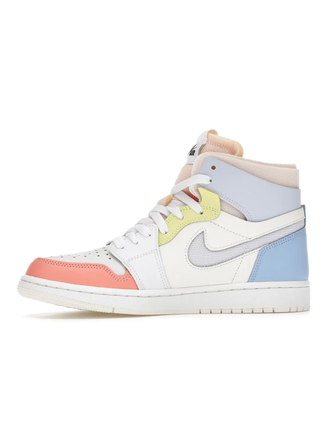 Мужские кроссовки с кожаным верхом Jordan 1 High Zoom Air CMFT Jordan — изображение 3 из 4, белый--белый